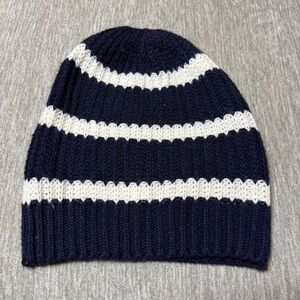 GAP Navy and Cream Knit Beanie Cashmere  blend